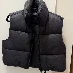 Women's Black Puffer Vest